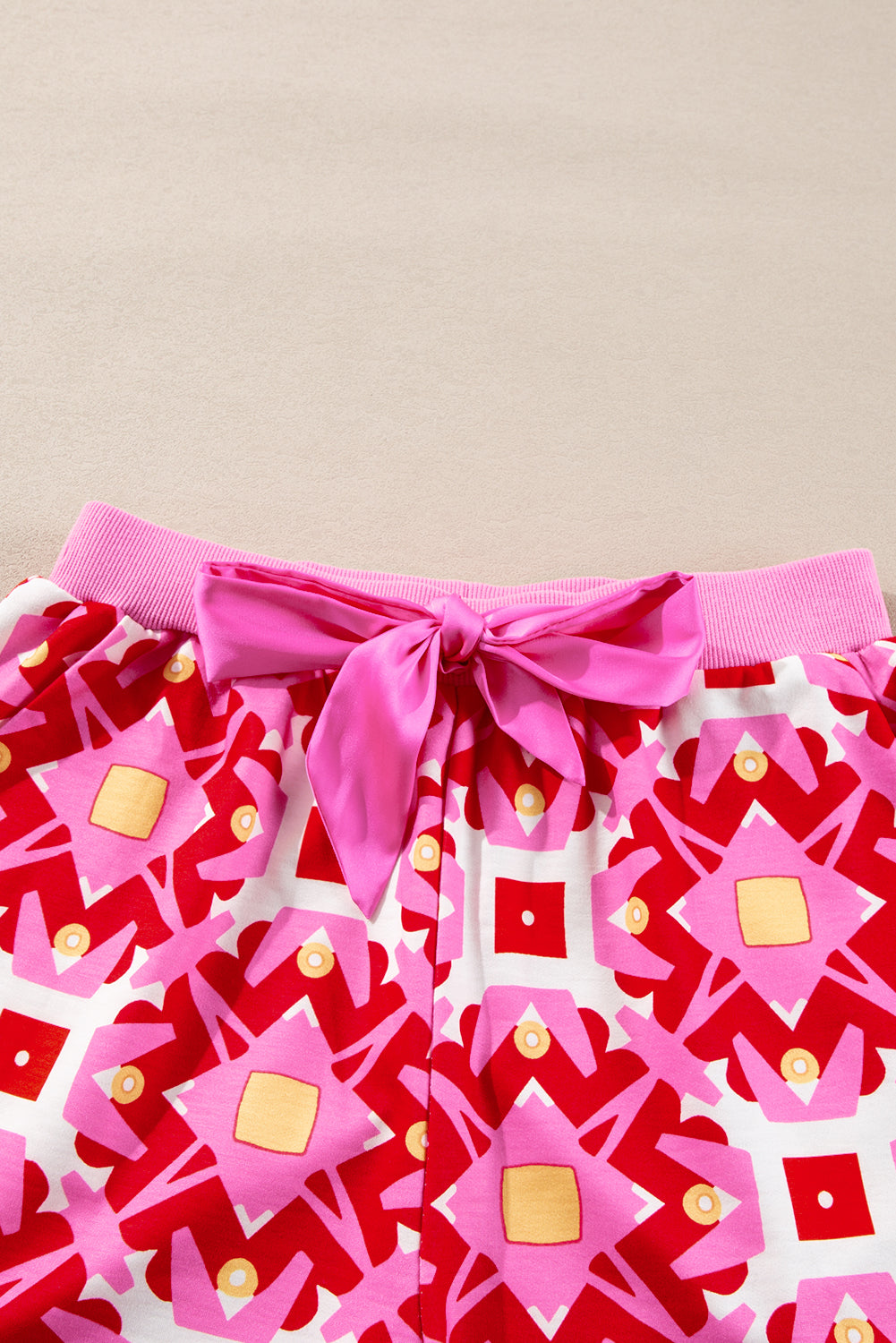 Sachet Pink Geometric Print Long Sleeve Top and Drawstring Shorts Set - Viraxa